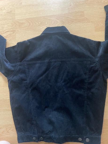 Bunda manchestrova, 158