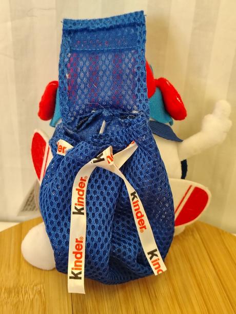 Zb. kinderino pilot v lietadle 2022 duty free excl, 
