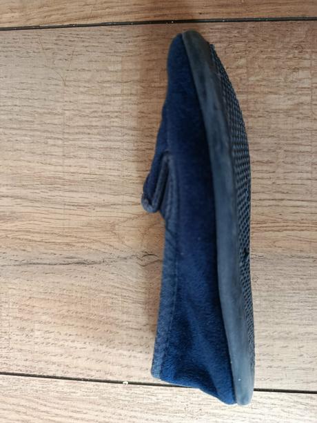 Chlapčenské papučky, 25