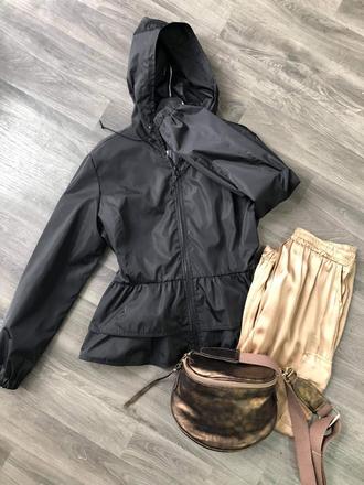 Tenká jarná bundička nepremokavá, s