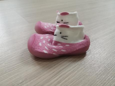 Papuce/topanky/capačky, <17