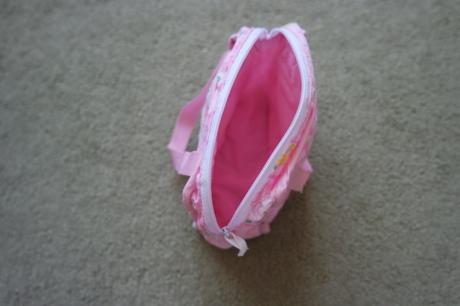 Taštička pre bábiky, 