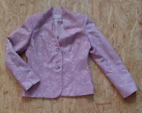 Elegantná kombinácia, 38