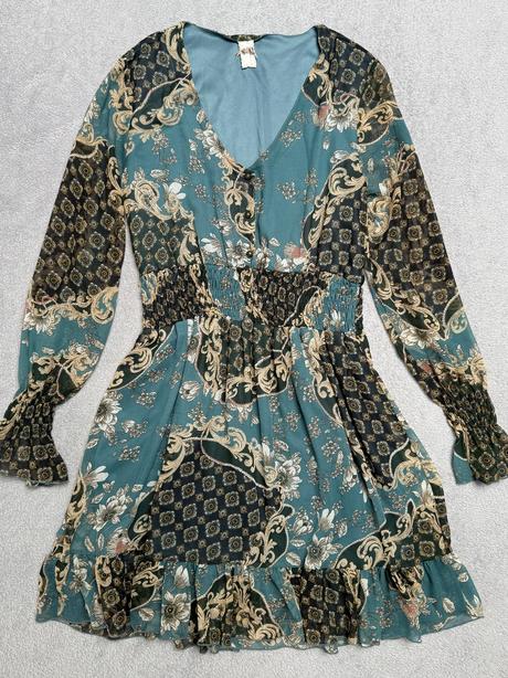 Šaty s volánom - s/m, s