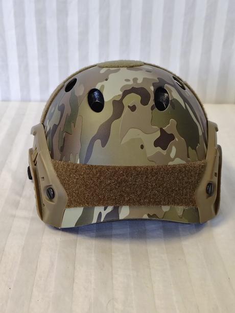 Taktická airsoftová maskáčová prilba multicam l/xl,