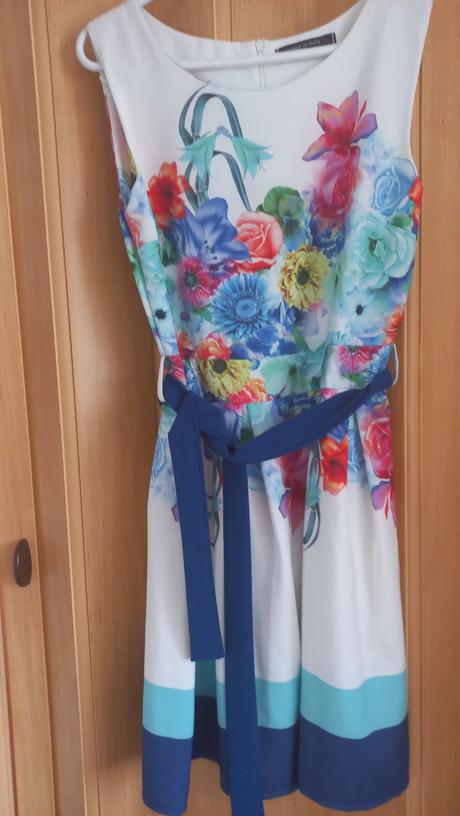 Spoločenské šaty, s