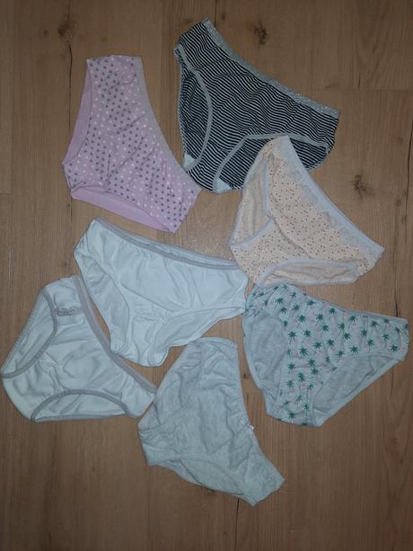 7x nohavičky 134-146, 140