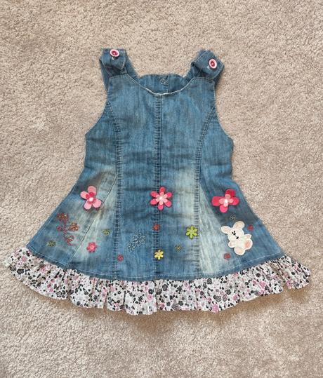 Riflové šaty so zajačikom, 68