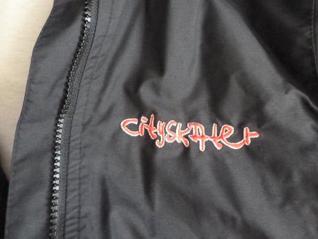 Prechodná vetrovka pre skaterov, 140