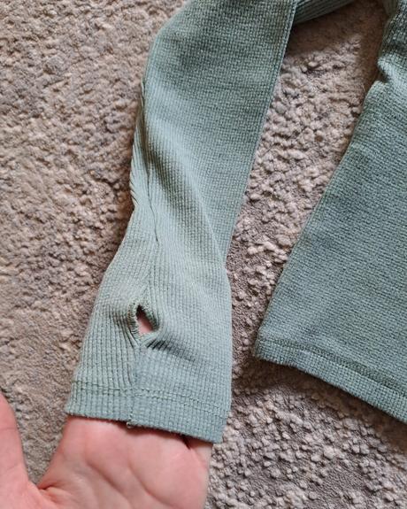 Crop top rolák trendyol, xs