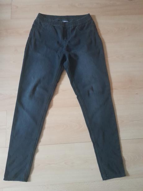 Jegginsy, 36
