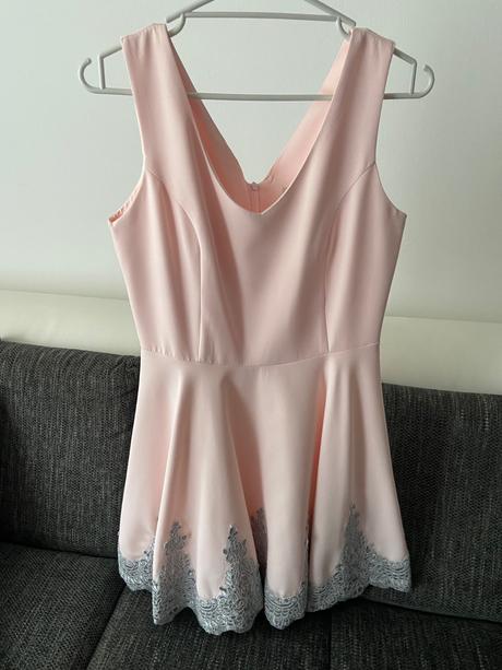 Spoločenské saty, 38