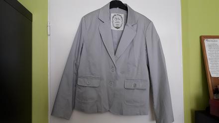 Sako šedé - č . 44, 44