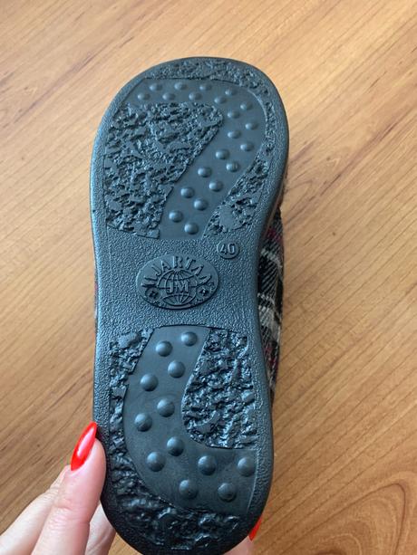 Kárované zateplené papuče, 40
