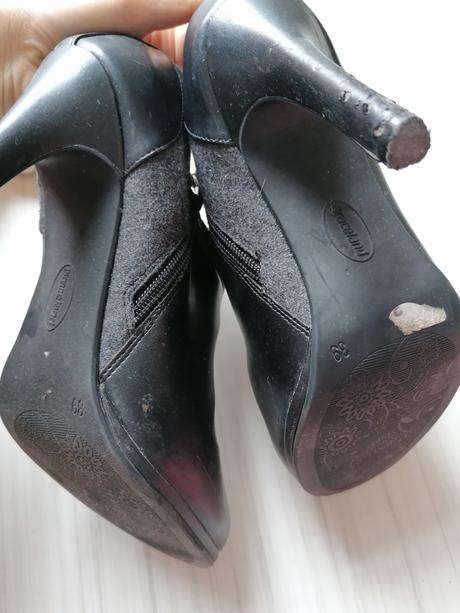 Kotnikove cizmy, graceland,39