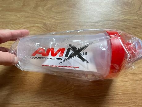 Fľaša na športovú výživu /shaker 600 ml,