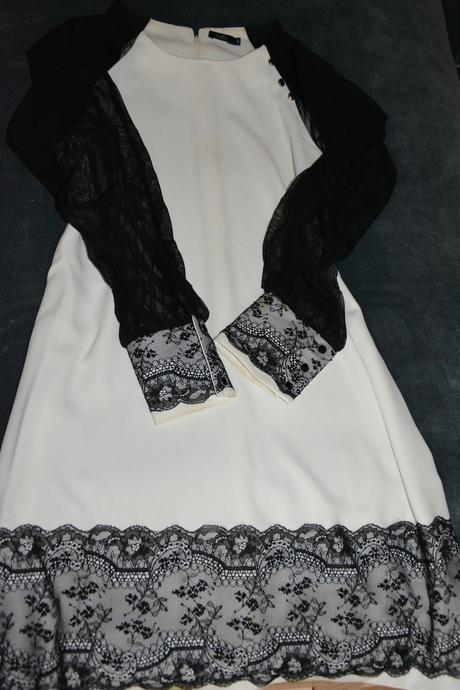 Spoločenské šaty s čipkou, 42