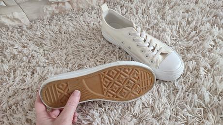 Tenisky meniace farbu, reserved,35