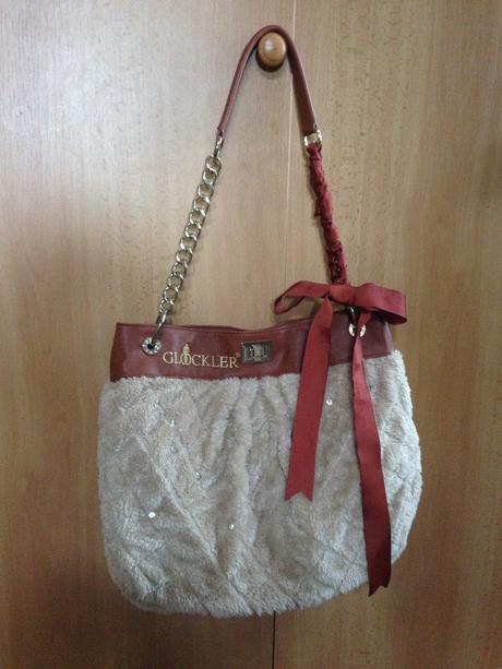 Kozusinkova kabelka, 