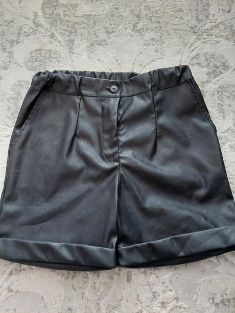 Kozenkove sortky, 146