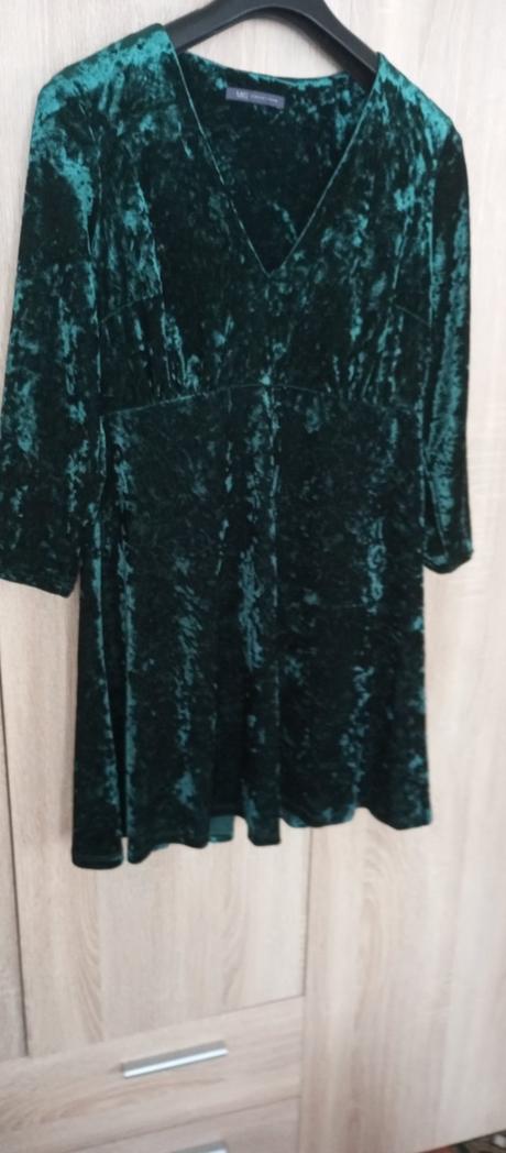 Dámske velurove šaty smaragdovozelne l, marks & spencer,l