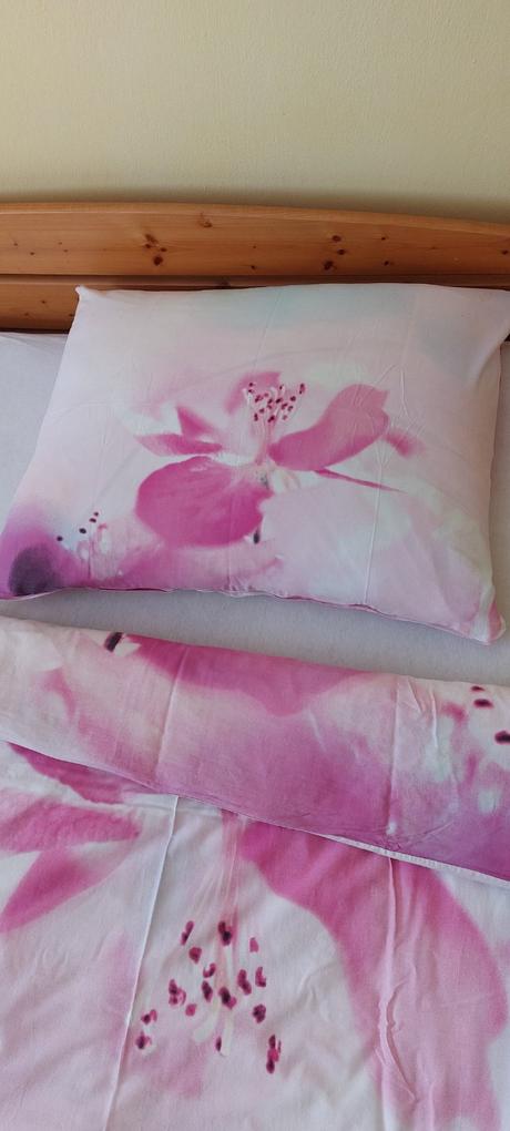 Ružové posteľné obliečky, 