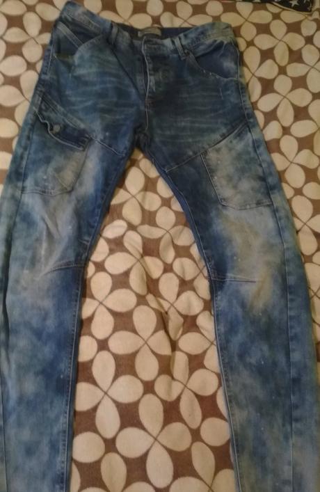 Pánske značkové rifle, 30