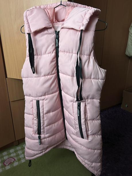 Zateplená vesta veľ. s, s