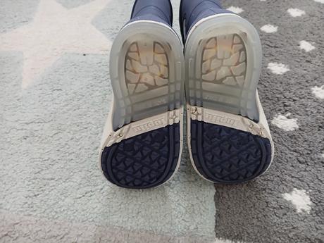 Blikajuce gumaky 22/23, lupilu,23