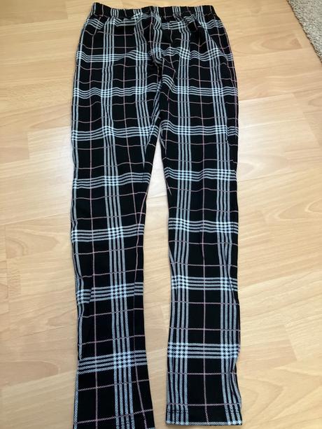 Leginy karovane, reserved,164