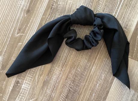 Gumička do vlasov, sinsay