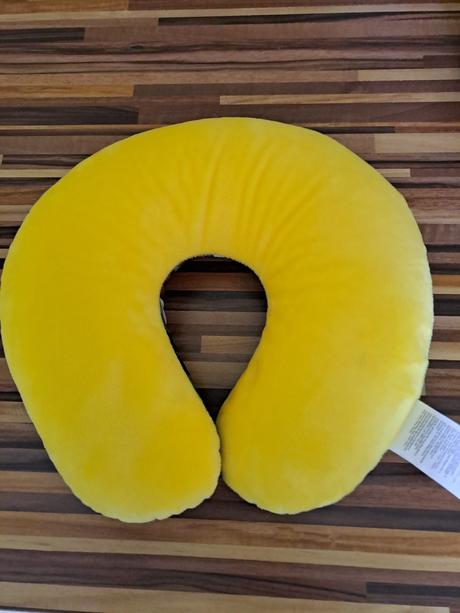 Cestovny vankus- nepouzity,