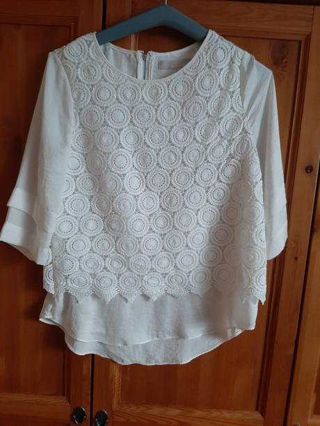 Krásna blúzka s čipkou, m
