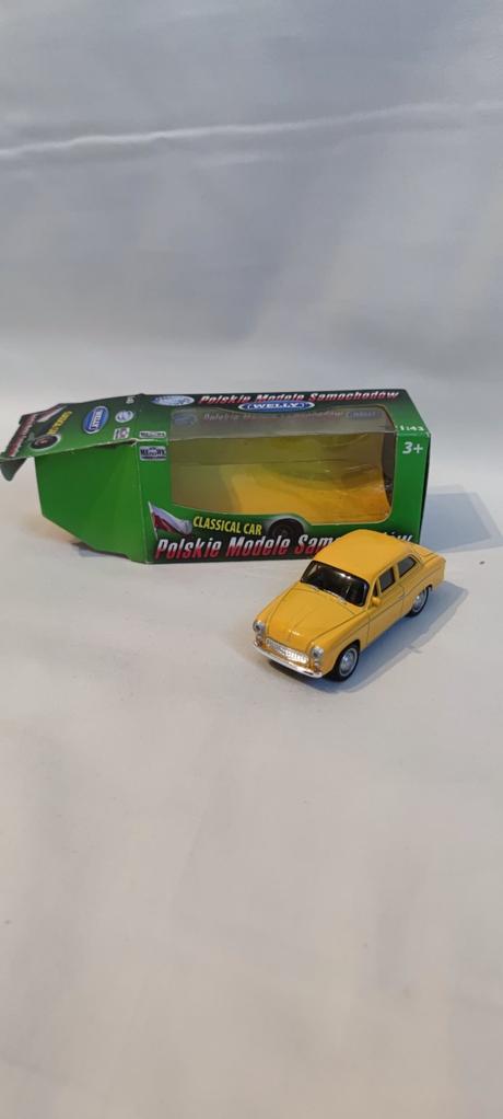 Model auta syrena 105, 