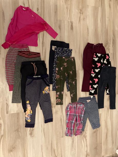 Mix oblečenia nohavice v98/104, 104–116