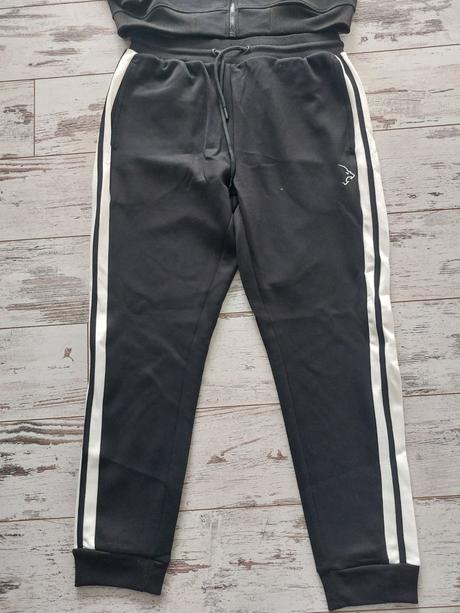 Pánske teplaky zn.lion athletics, l