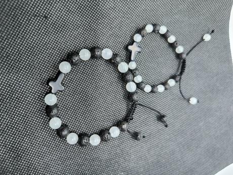 Handmade náramky z prírodných kameňov a iné,