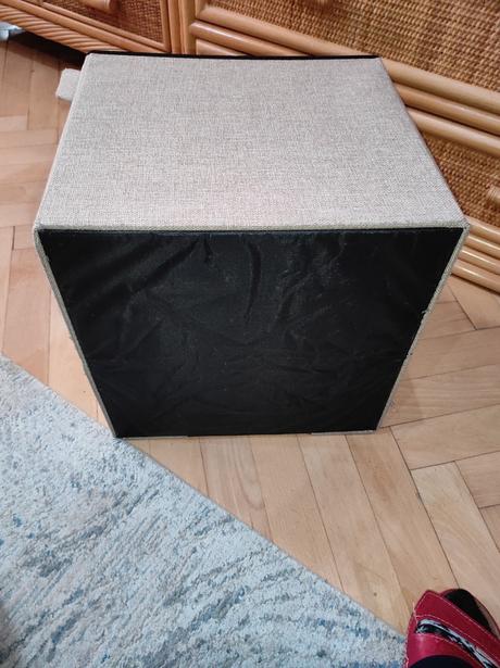 Taburetka s úložným priestorom pre mačku/psa, 