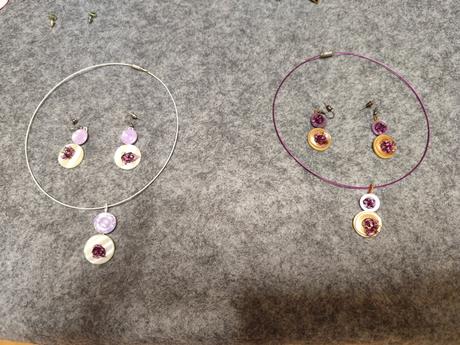 Handmade nahrdelnik s nausnicami zvyhodnena cena, 