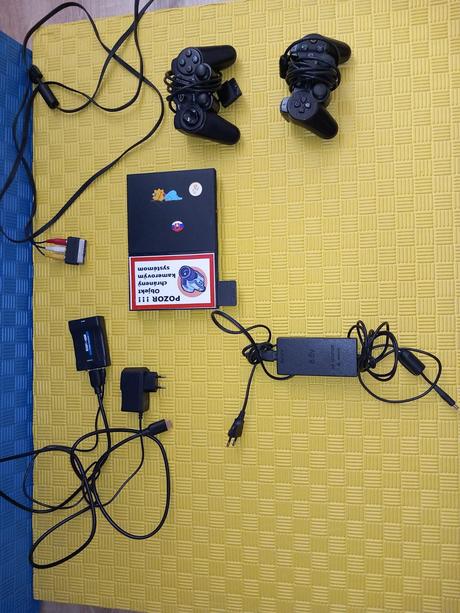 Playstation 2 + hry,