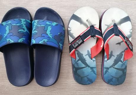 Dvoje šľapky, f&f,33