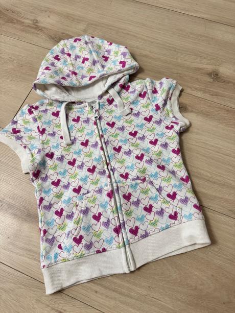 Vesta s kapucou, 122