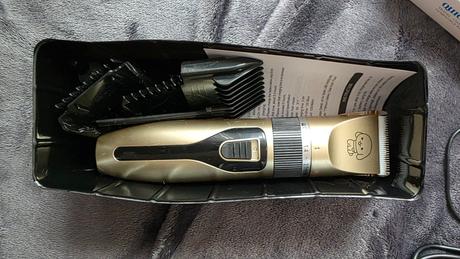 Strojcek na strihanie psikov,