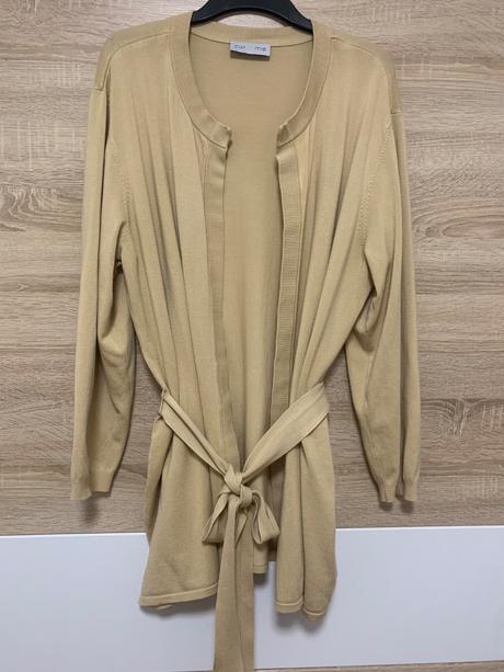 Cardigan / sveter, 52