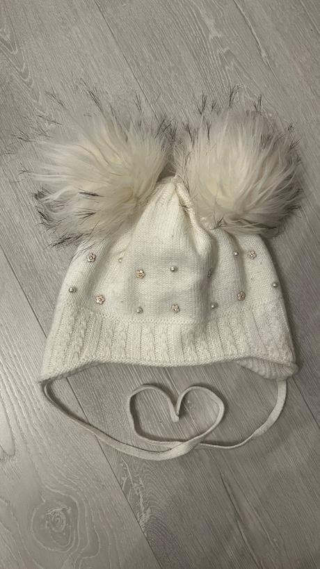 Zimná čiapka so šnúrkami, veľ. ca.2-3r, 98