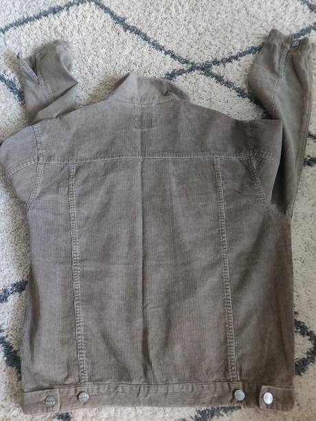 Krásna menčestrová bunda, s