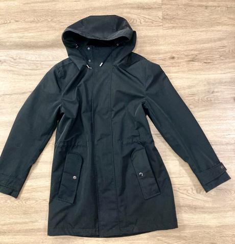 Jesenný /jarný plášť reserved v. s, reserved,s