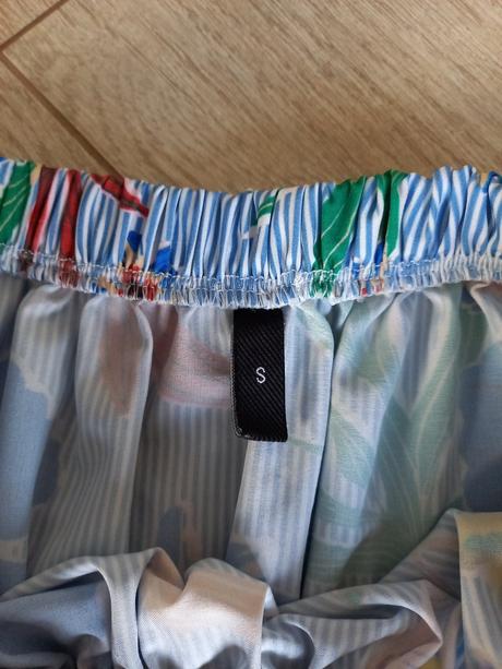 Bluzka hole plecia, s