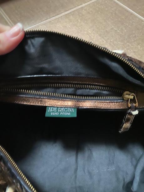 Kožená kabelka, 