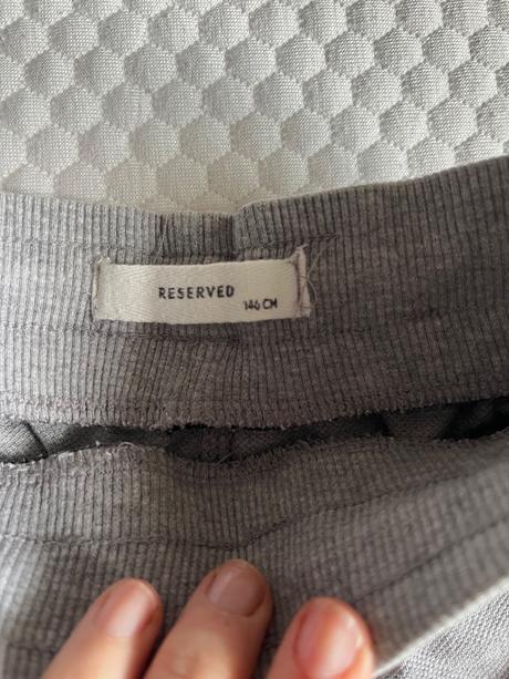 Teplaky, reserved,146